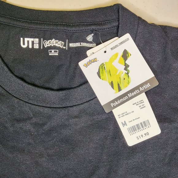 Uniqlo Pokemon Meets Artist Mewtoo Meguru Yamaguchi Size Medium NWT Legendary - Picture 6 of 7